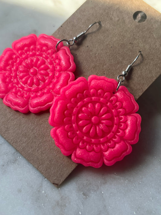 Hot pink Minerva’s