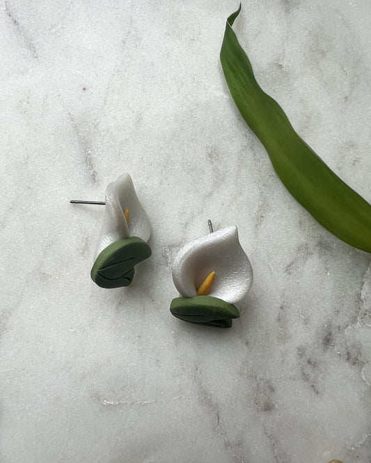Calla Lilys studs