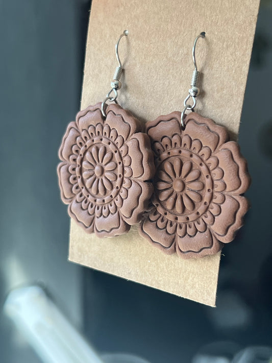 Brown Minerva’s